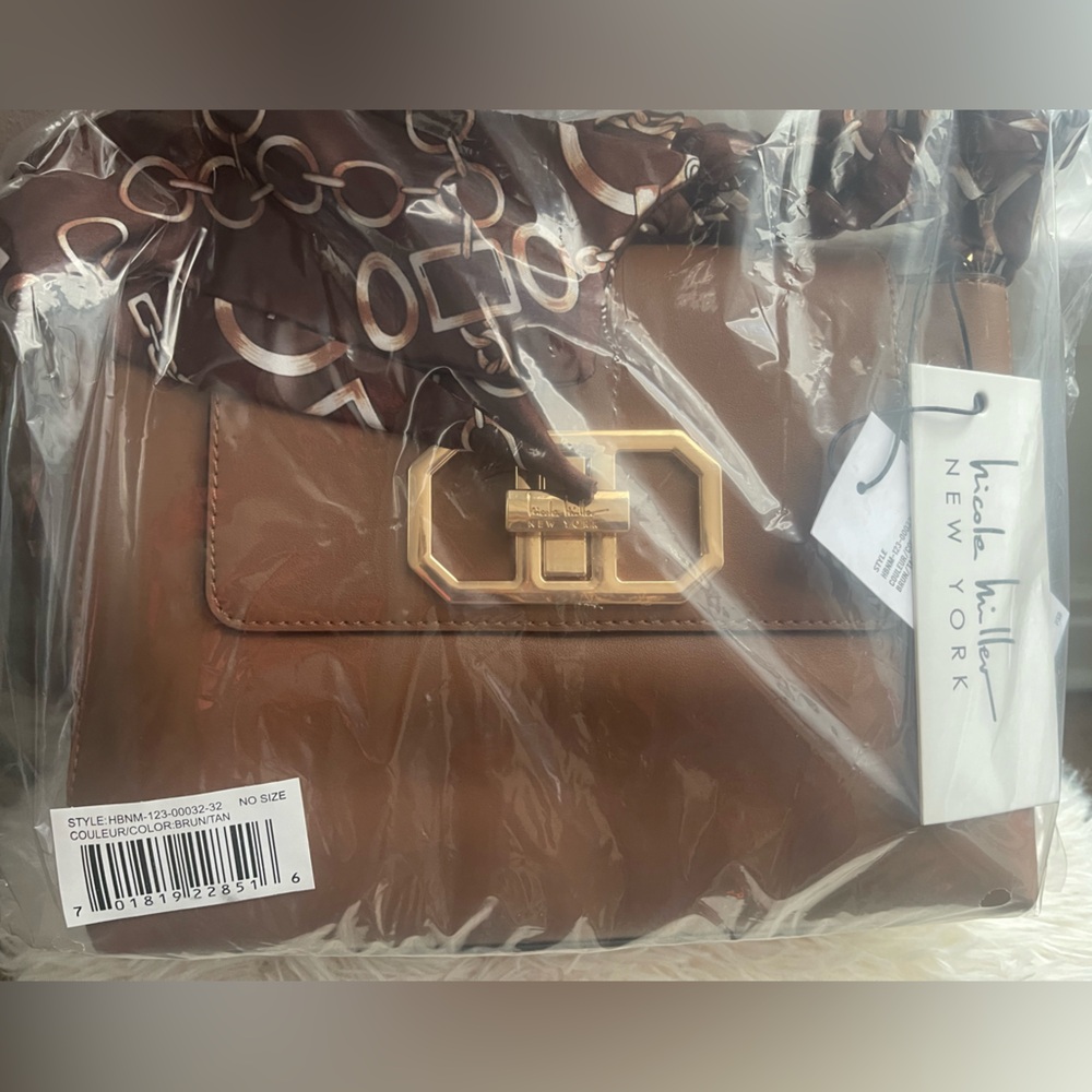 Nicole Miller Large Cosmetic Bag One Compartment Zip Up